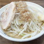 爆麺亭 - 爆麺＋野菜ニンニク