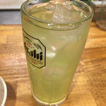 立ち食いジンギスカン はや川 - 青リンゴサワー350円