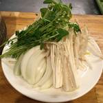 はや川盛り800円(野菜盛り、生ラム、マトン)の野菜