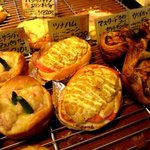 Boulangerie Queue - (2016,07/16)