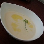 緑のイスキア - 新タマネギとジャガイモの冷たいポタージュ／平成28年7月