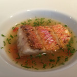 ぬーじ - アカマチの鉄板焼き　スパイスを効かせたスープ仕立て