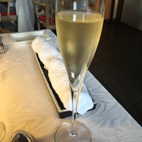 ヒカリヤ ニシ - 