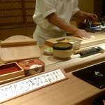 鮨みなと - 店内の雰囲気