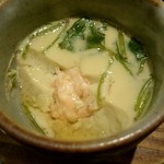 鮨みなと - 海老頭を三時間煮込んで出汁を取った茶碗蒸し