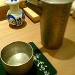 鮨みなと - 日本酒も道内産や全国のお酒を取り揃えている。