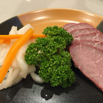 Chuukaryouri Koumanen - 2000円コースの前菜2種盛り合わせ
