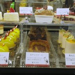 パティスリーヨシノリアサミ - ケーキショーケース