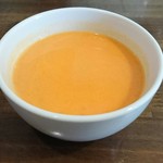 くえろ・くえら - トマトの冷製スープ