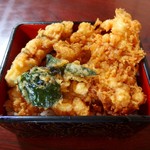 川魚料理 太田窪谷田川 - なまず天重(1400円)