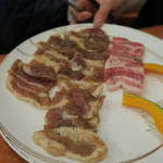 韓国家庭料理 扶餘 - サムギョプサル1人前980円(2人前から)