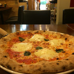 石窯ピザ Manten - マルゲリータ600円