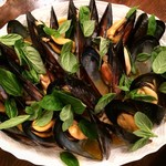 アンティカ トラットリア ドゥエ ヴェッキ - たっぷりムール貝のパスタ