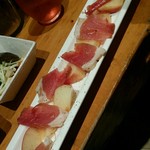 ビストロ シン 2 - 【2016年7月】桃とプロシュート