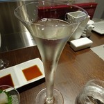 串揚げ 串の実 - 日本酒はこんなグラスで♪