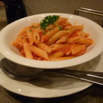 酒坊のぶぞう - 辛いトマトのペンネ