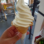 どてるし - ソフトクリーム（360円）これ美味しい！