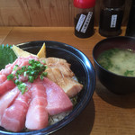 清水港　みなみ  - 鮪トロ三昧丼1280円