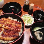 竹屋 - うなぎ丼の上！肝吸付きで！