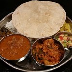 インド食堂 チャラカラ - 【H28.7.24】ライスとチャパティの「どちらもセット」。