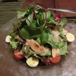 Restaurant & Wines ARISTA - スモークサーモンとうずら卵のサラダ キウイドレッシング