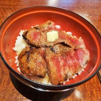 赤坂 津つ井 総本店 - ビフテキ丼（ミニ）