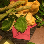 地鶏個室居酒屋 阿波尾鶏 - 