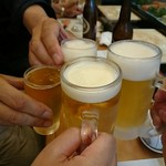 寿司一 - スタート時の４名様で
                                かんぱ～い♪