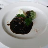 ブリーズ オブ トウキョウ - 牛ほほ肉の赤ワイン煮