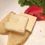 Izakaya Enjirou - 味噌漬けチーズ