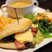 カレス - 