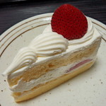 メルシー - いちごのショートケーキ(415円)