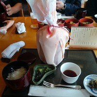 日本料理　さざんか - かわいい４段重ねのお弁当
