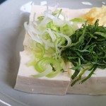 米沢牛黄木 牛鍋おおき  - 冷奴 310円