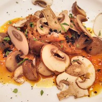 PASTA HOUSE AWkitchen FARM 多摩センター店 - (ディナー)鶏肉もも肉のカチャトーラ十勝マッシュルームのフォアグラバターソテー