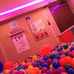 BALL POOL BAR DIVE - 