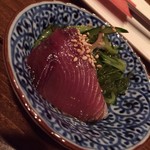 しのだ家 - お通し　鰹とめかぶときゅうり