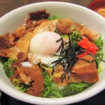 三木サービスエリア（下り線） フードコート - さよう姫ポークのネギチャーシュー丼。800円