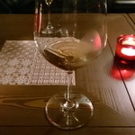 Cuatro wine bar - グラス白