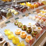 パティスリーSAKURA - メニュー　ショーケース