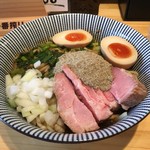 ふく流らーめん 轍  - 味玉マゼニボジャンキー
