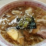 中華徳大 - ハーフワンタン￥320