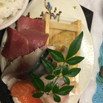 本浜 - おまかせ定食1300円のお刺身