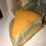 ママのえらんだ元町ケーキ - チーズケーキです。（2016.7 byジプシーくん）