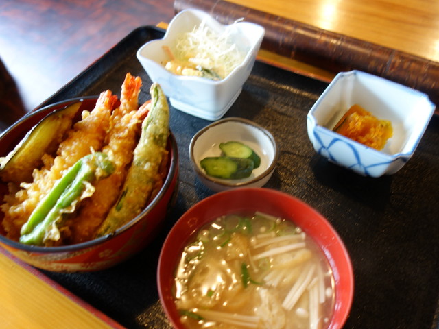 いろり - 塔のへつり（日本料理）の写真