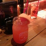 バル エスパニョール ピンチョス チキテオ - カンパリ生スプモーニ