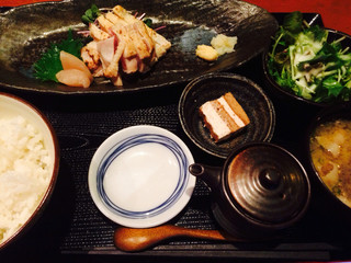 Satsumaya - さつま地鶏刺身定食