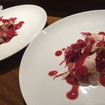 リストランテ ハナタニ - 2016・7月　播州赤鶏とビーツのサラダ フランボワーズのソース
      