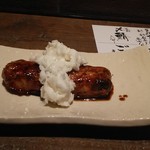 54087445 - むかご入りつくね/380円