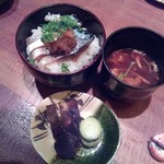 りょうりや 御旅屋 - シマアジの炙り丼